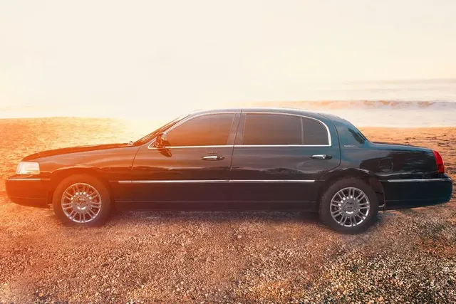 Lincoln Town Car Executive Sedan