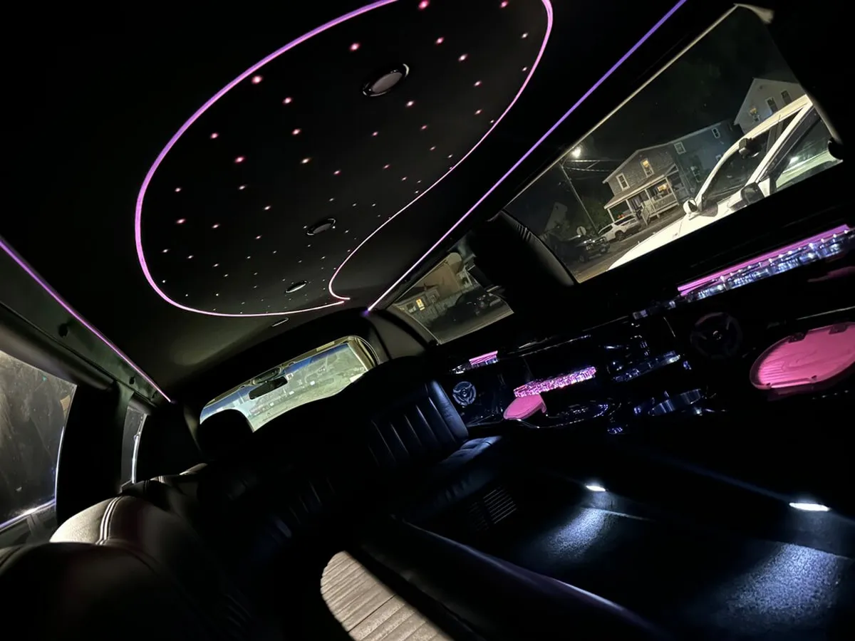 White Lincoln Town CAR Limousine #5, photo 2 for limo rental in Hunterdon County, NJ