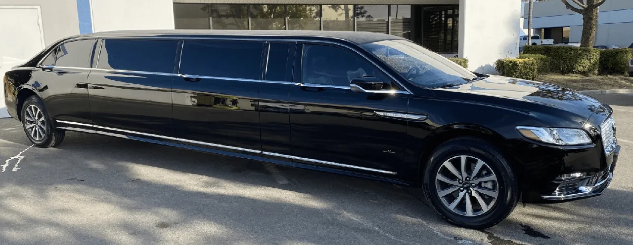 Black Lincoln Towncar Limo for cadillac escalade limo in Madison, MN