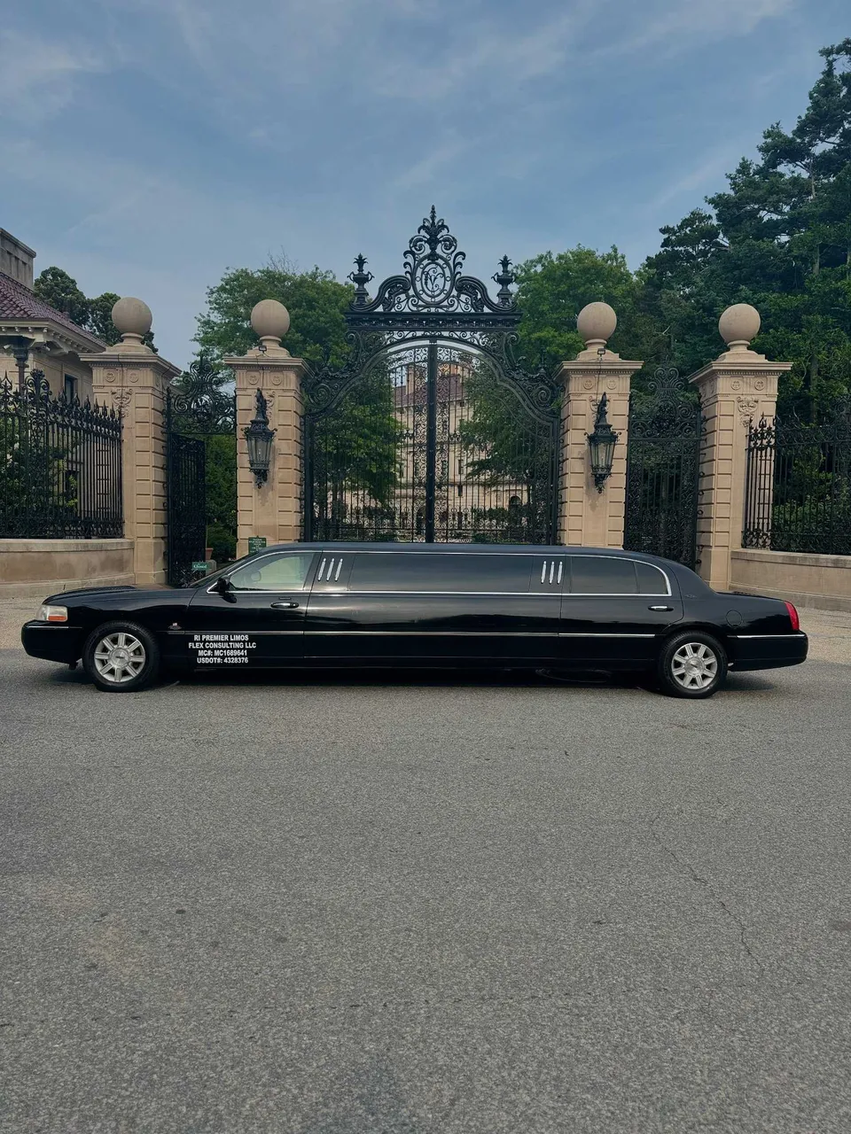 Black Lincoln Towncar Limo for limo rental in Lenox Dale, MA