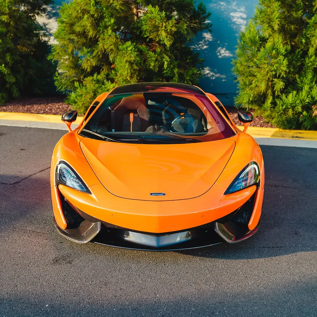 Orange McLaren 570S Ventura, photo 5 for sports car rental Orange McLaren 570S Ventura, photo 5 for sports car rental