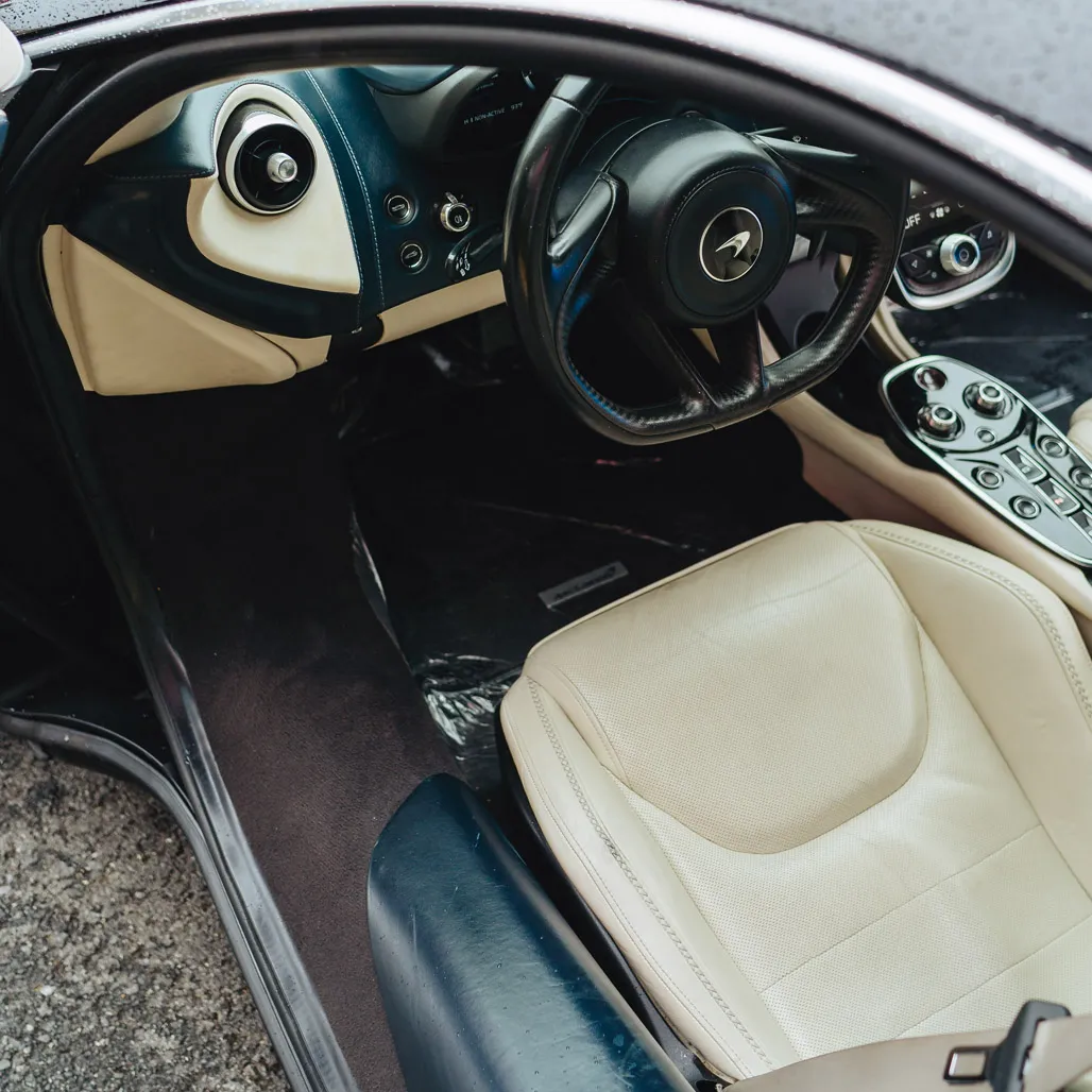 McLaren GT Aurora blue, photo 4 for exotic car rental