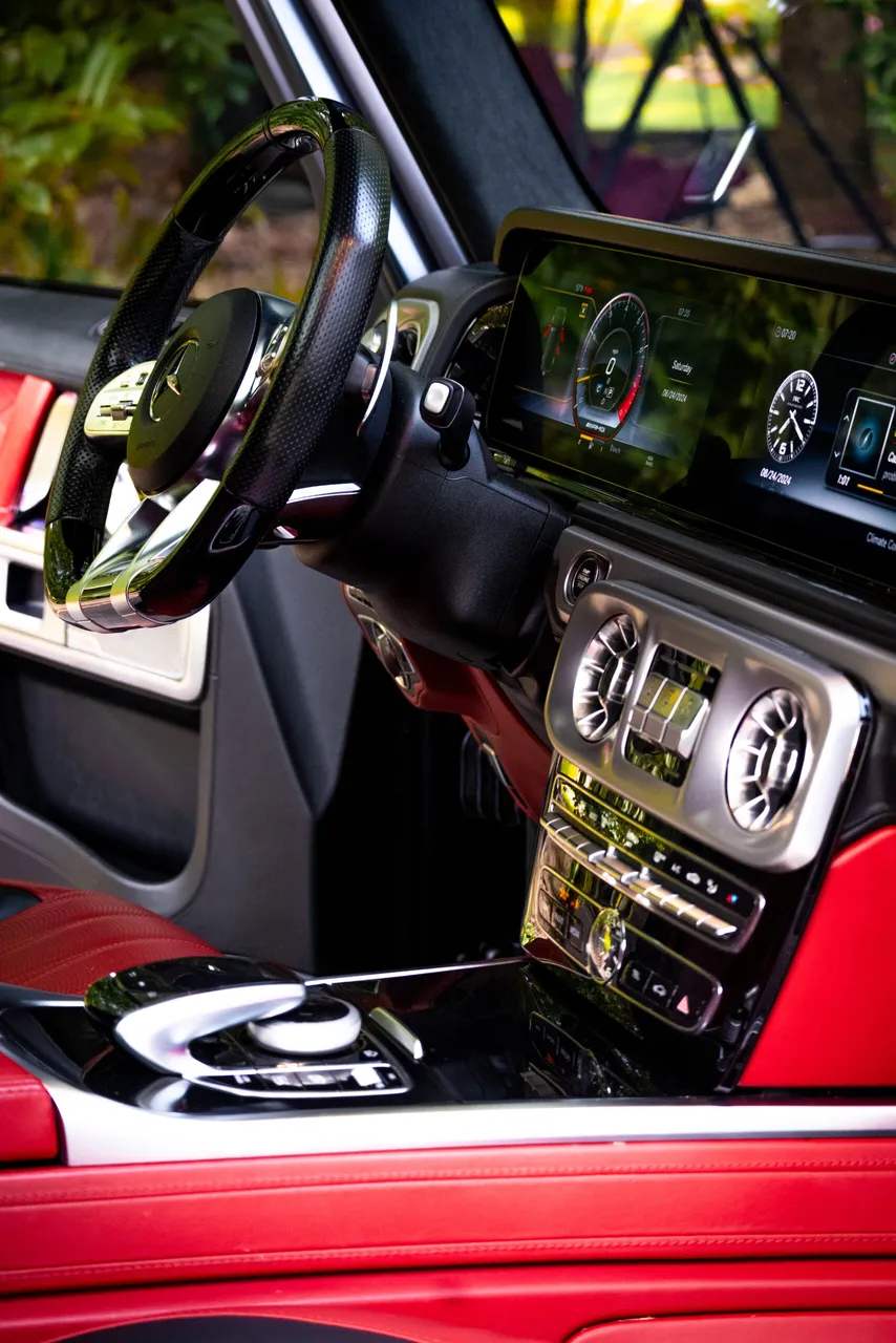 Mercedes AMG G63 — Black, photo 2 for airport transfers Mercedes AMG G63 — Black, photo 2 for airport transfers