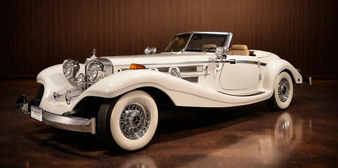 White Mercedes Benz 500k