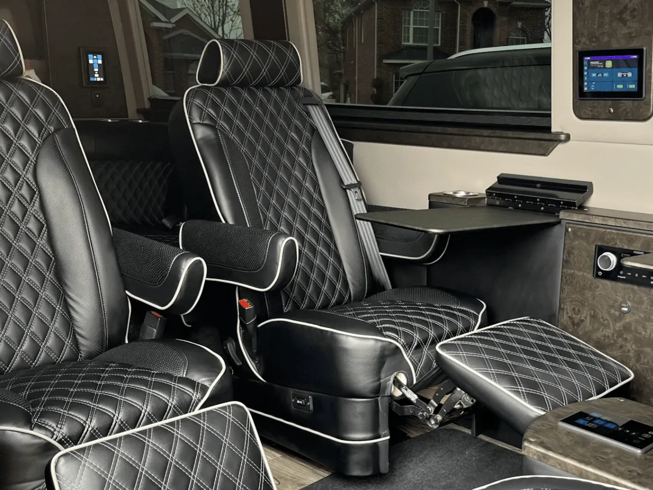 Black Mercedes-Benz Jet Sprinter for minibus rental Black Mercedes-Benz Jet Sprinter for minibus rental