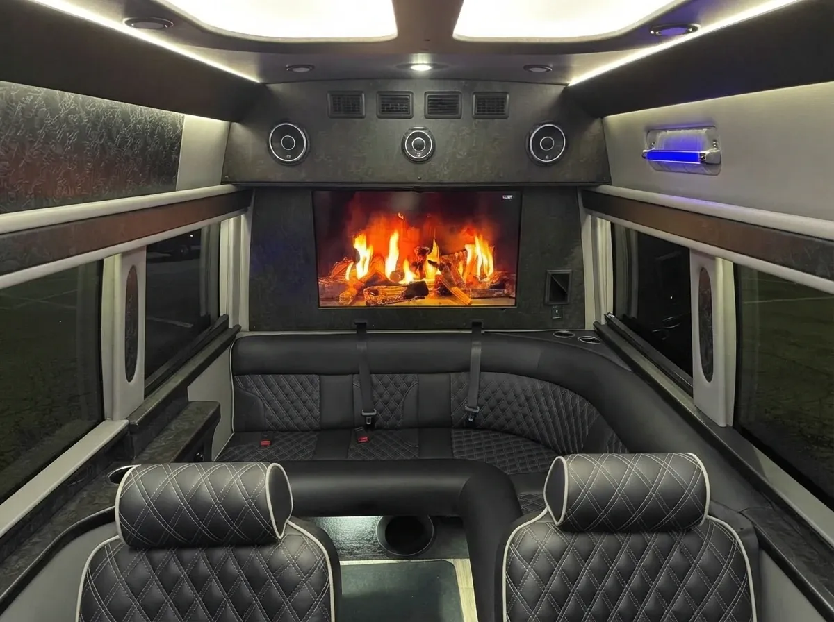 Black Mercedes-Benz Jet Sprinter, photo 2 for minibus rental Black Mercedes-Benz Jet Sprinter, photo 2 for minibus rental