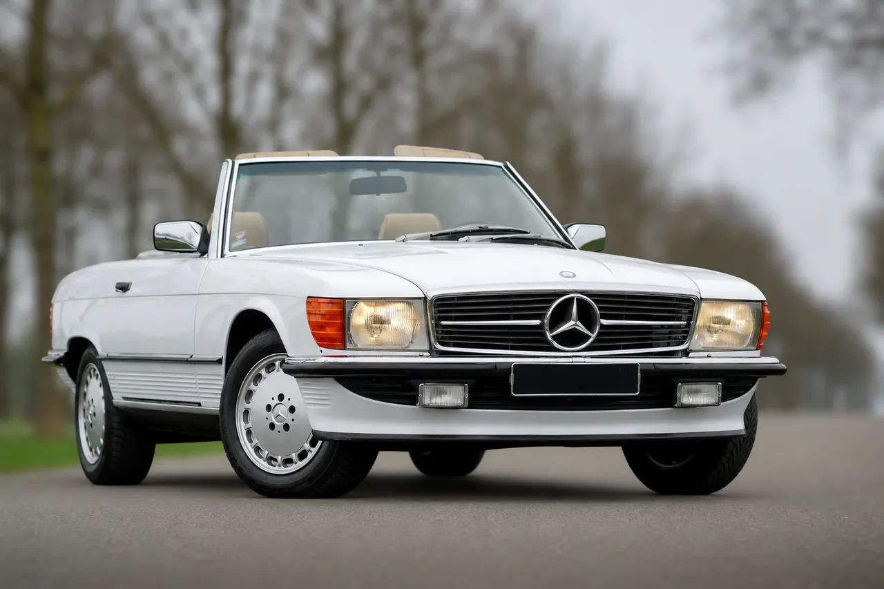 Mercedes-Benz SL 450 R107 Convertible — Self Drive for classic car rental in Naples, FL Mercedes-Benz SL 450 R107 Convertible — Self Drive for classic car rental in Naples, FL