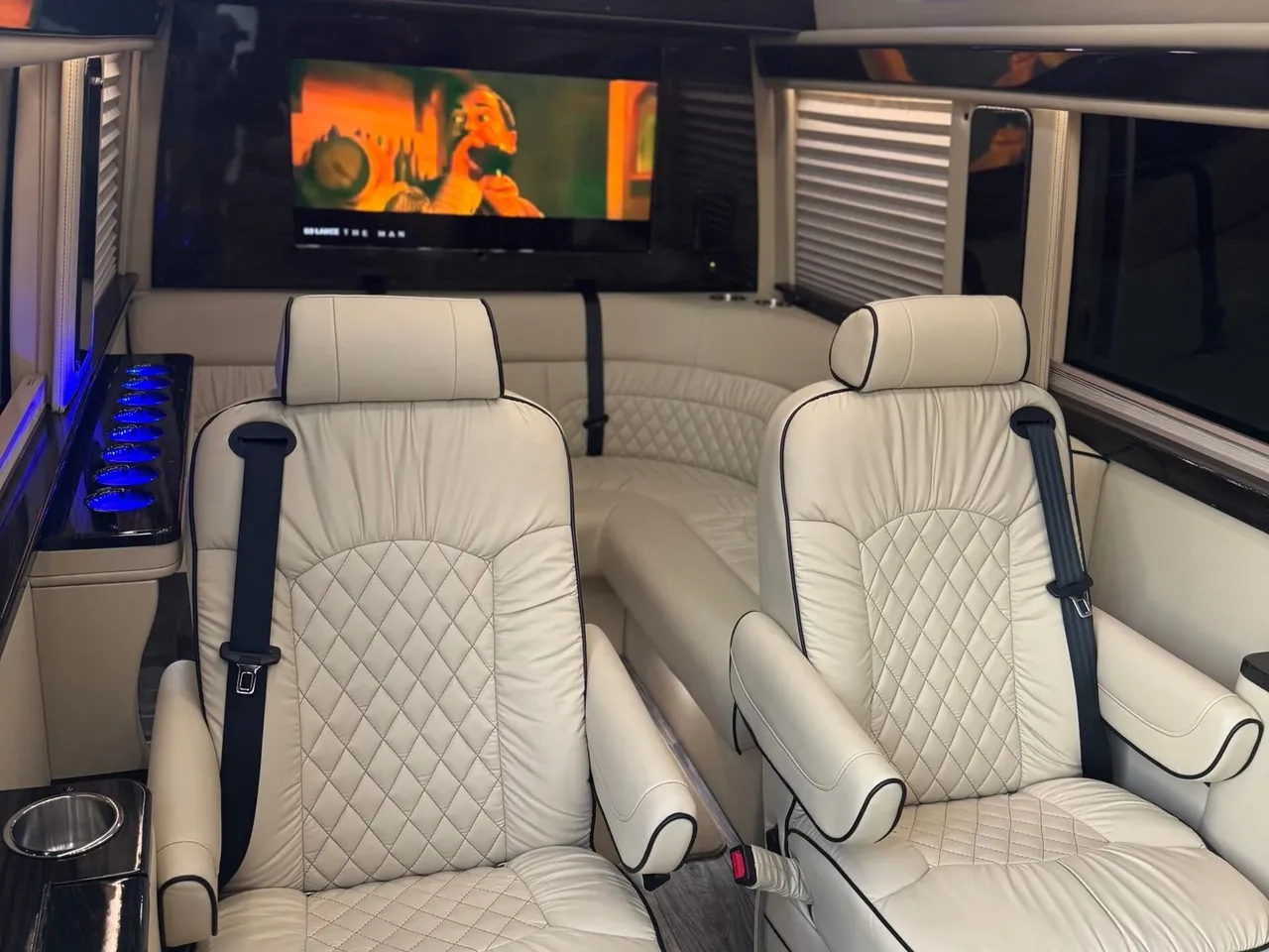 Mercedes-Benz Sprinter CEO for minibus rental Mercedes-Benz Sprinter CEO for minibus rental