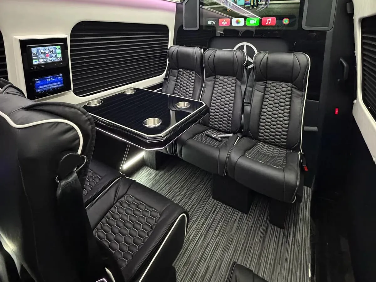 Mercedes-Benz Sprinter Executive Limo — 13 passengers