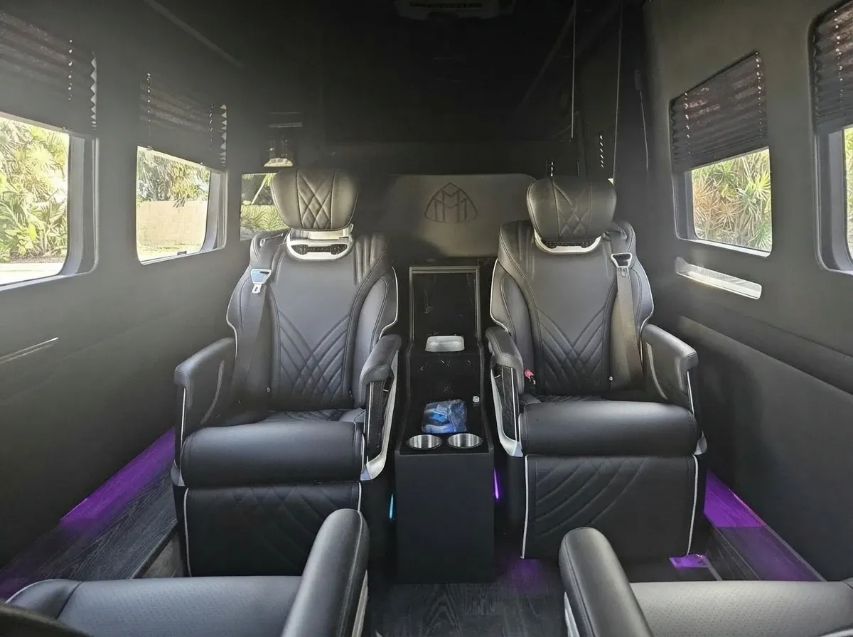 Black Mercedes-Benz Sprinter Van Jet, photo 5 for minibus rental Black Mercedes-Benz Sprinter Van Jet, photo 5 for minibus rental