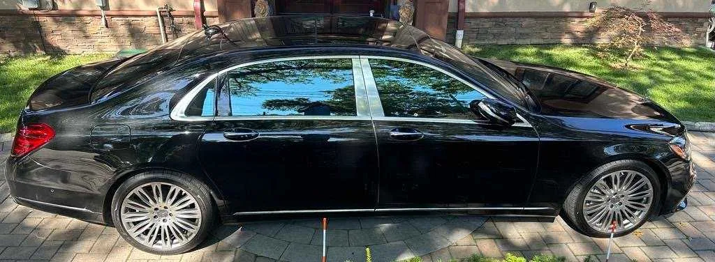 Black Mercedes-Maybach exterior for black car service in Devon, PA Black Mercedes-Maybach exterior for black car service in Devon, PA