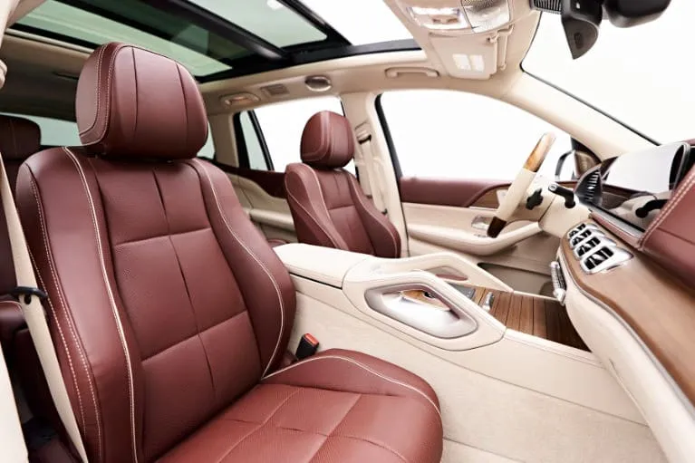 Black Mercedes-Maybach GLS 600, photo 3 for airport transfers