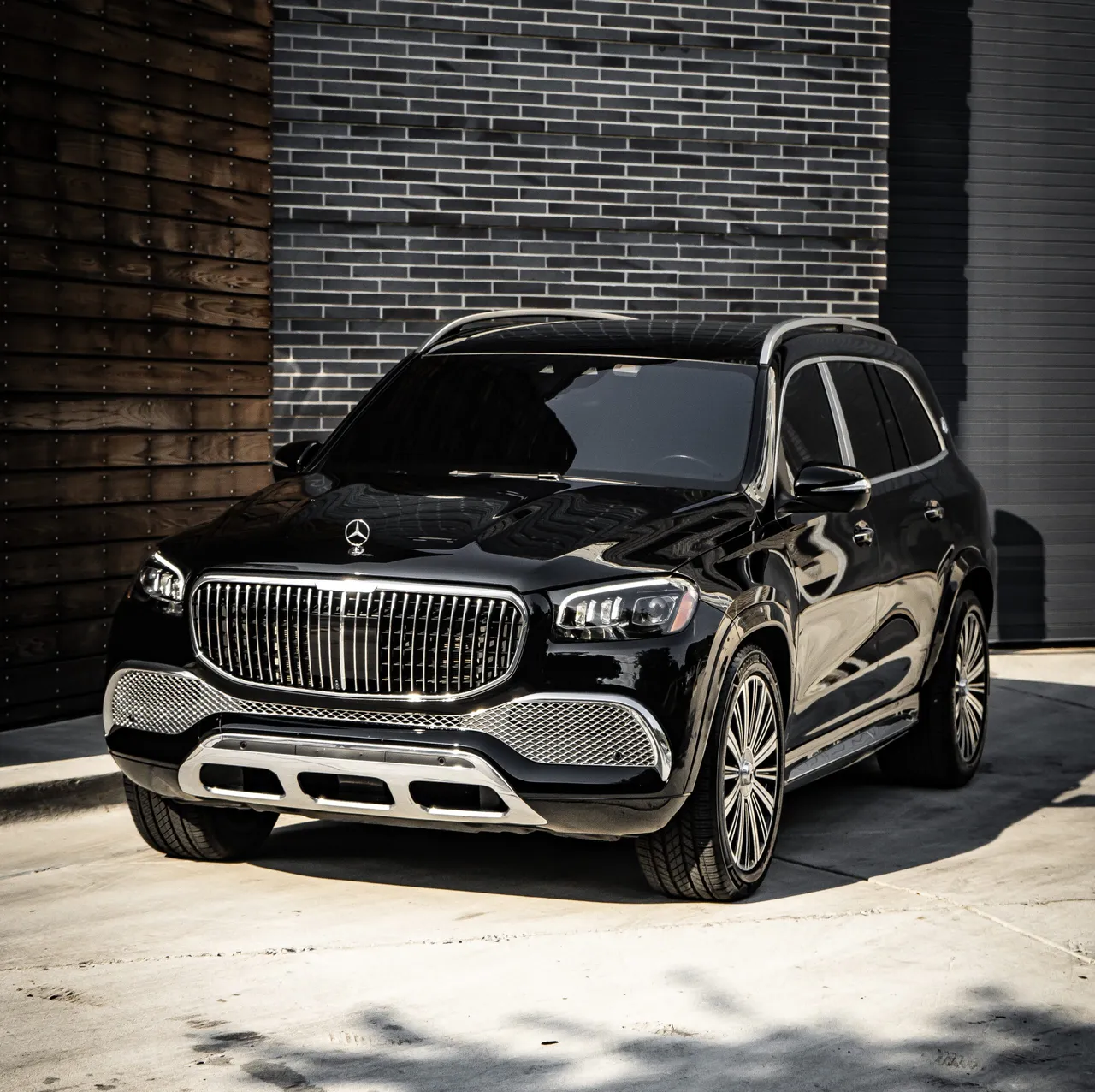 Mercedes Maybach GLS 600 — Black for airport transfers Mercedes Maybach GLS 600 — Black for airport transfers