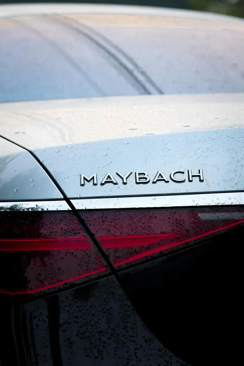 Mercedes Maybach S580 — Chrome, photo 3 for sedan rental Mercedes Maybach S580 — Chrome, photo 3 for sedan rental