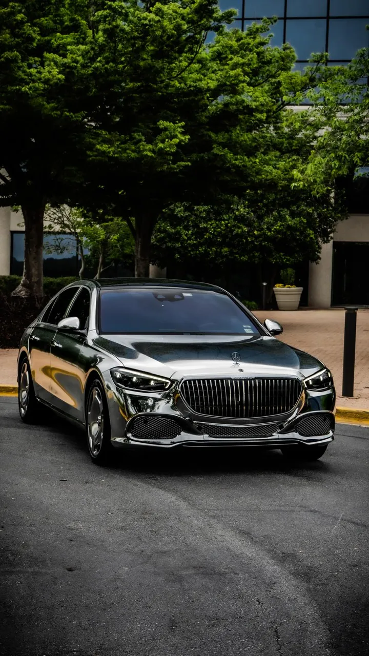 Mercedes Maybach S580 — Chrome, photo 7 for luxury car rental in Virginia Beach, VA Mercedes Maybach S580 — Chrome, photo 7 for luxury car rental in Virginia Beach, VA