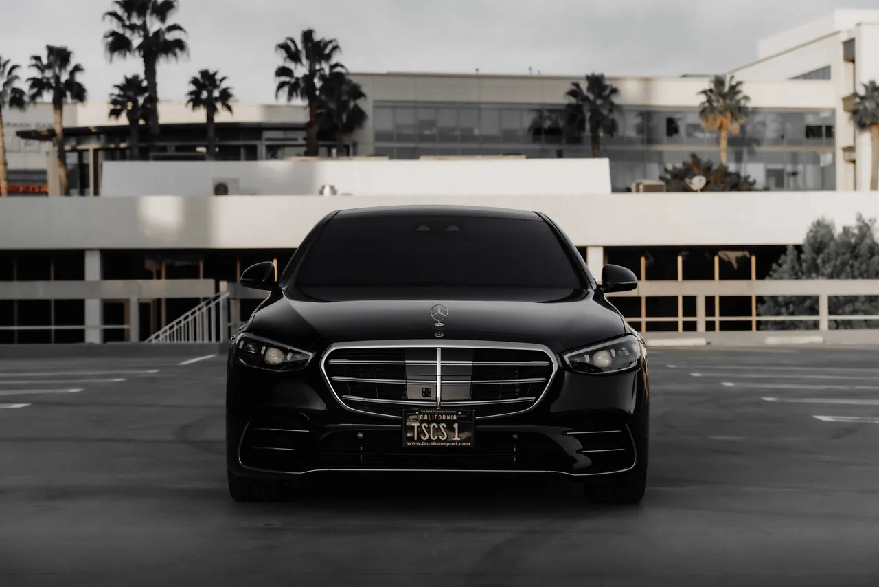 Black Mercedes-Benz S-Class for black car service in Kern County, CA Black Mercedes-Benz S-Class for black car service in Kern County, CA