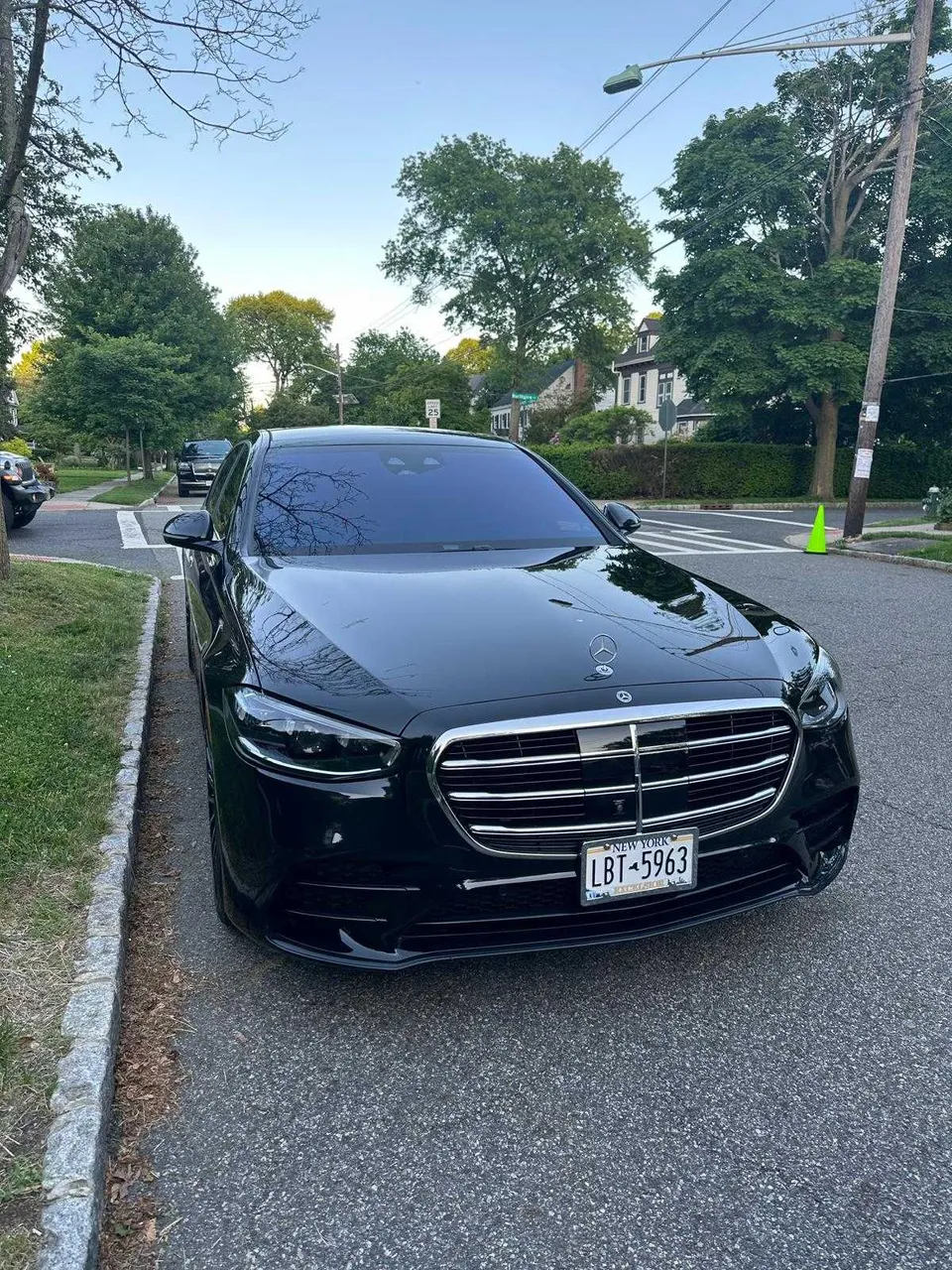 Black Mercedes-Benz S-Class for wedding car rental in Nashville, TN