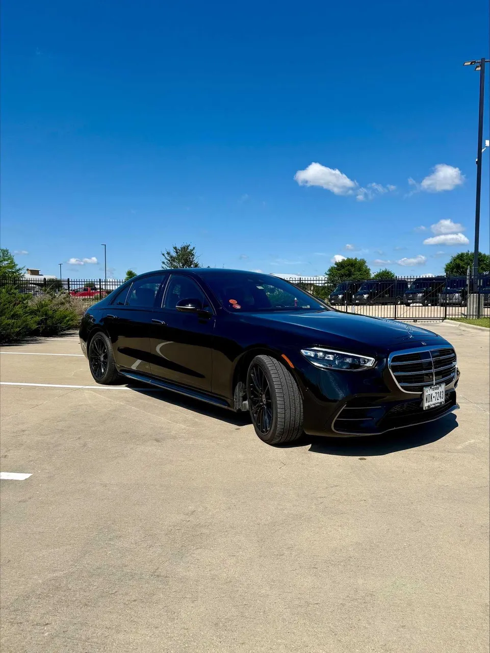 Black Mercedes S560 for sedan rental in Luling, TX