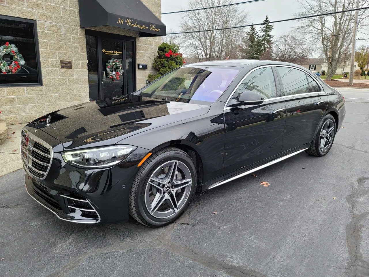 Black Mercedes S580 4 Passenger Sedan, photo 4 for sedan rental in East Greenwich, RI