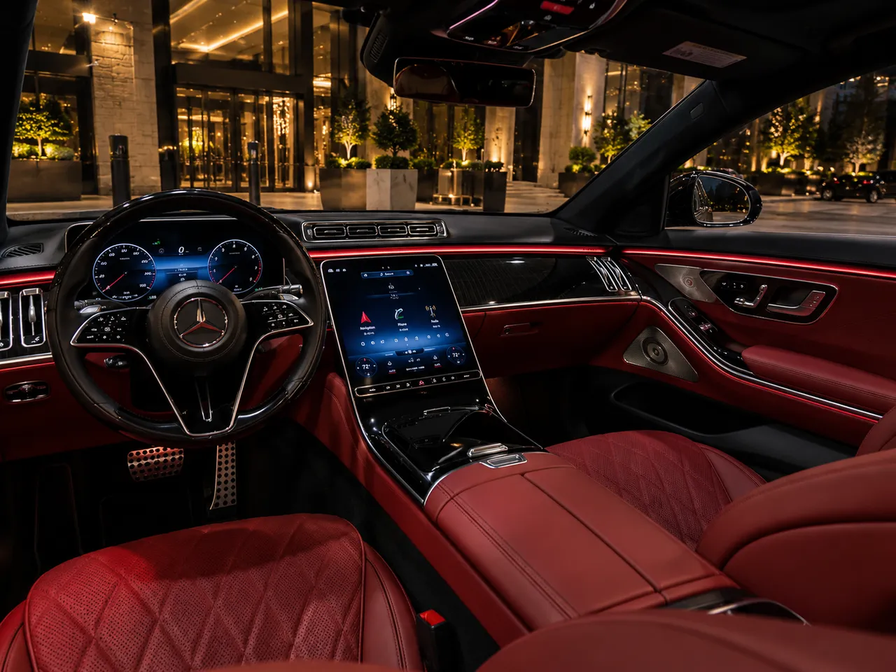 Black Mercedes S580 Executive, photo 3 for sedan rental