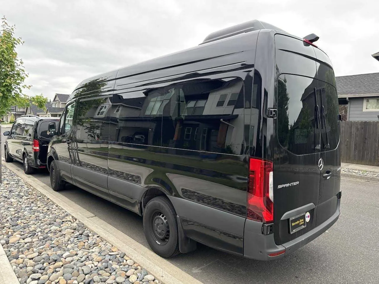 Black Mercedes Sprinter Van, photo 3 for mini coach rental in Idleyld Park, OR