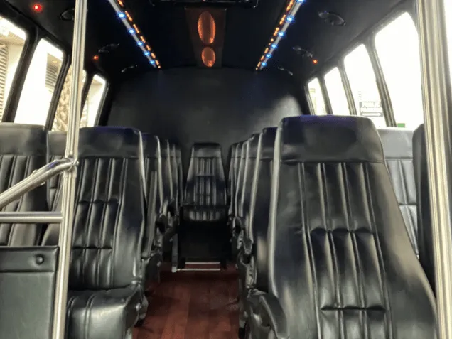 Mini bus, photo 2 for minibus rental in Timpson, TX