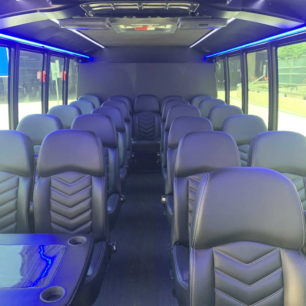 Black Mini Coach, photo 2 for minibus rental in Hughes Springs, TX