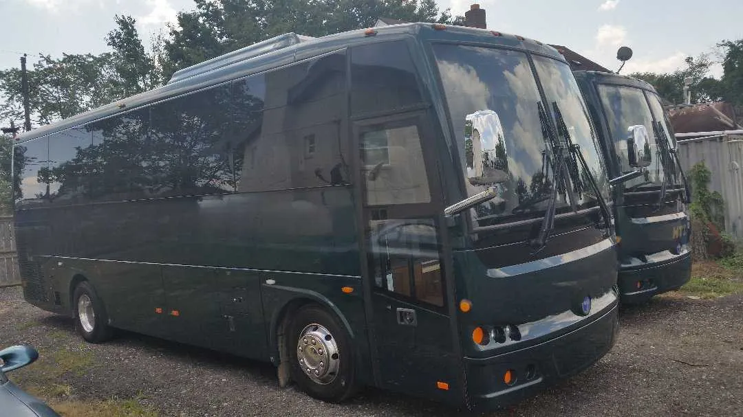 38 Passenger Mini Coach with tinted windows for minibus rental 38 Passenger Mini Coach with tinted windows for minibus rental