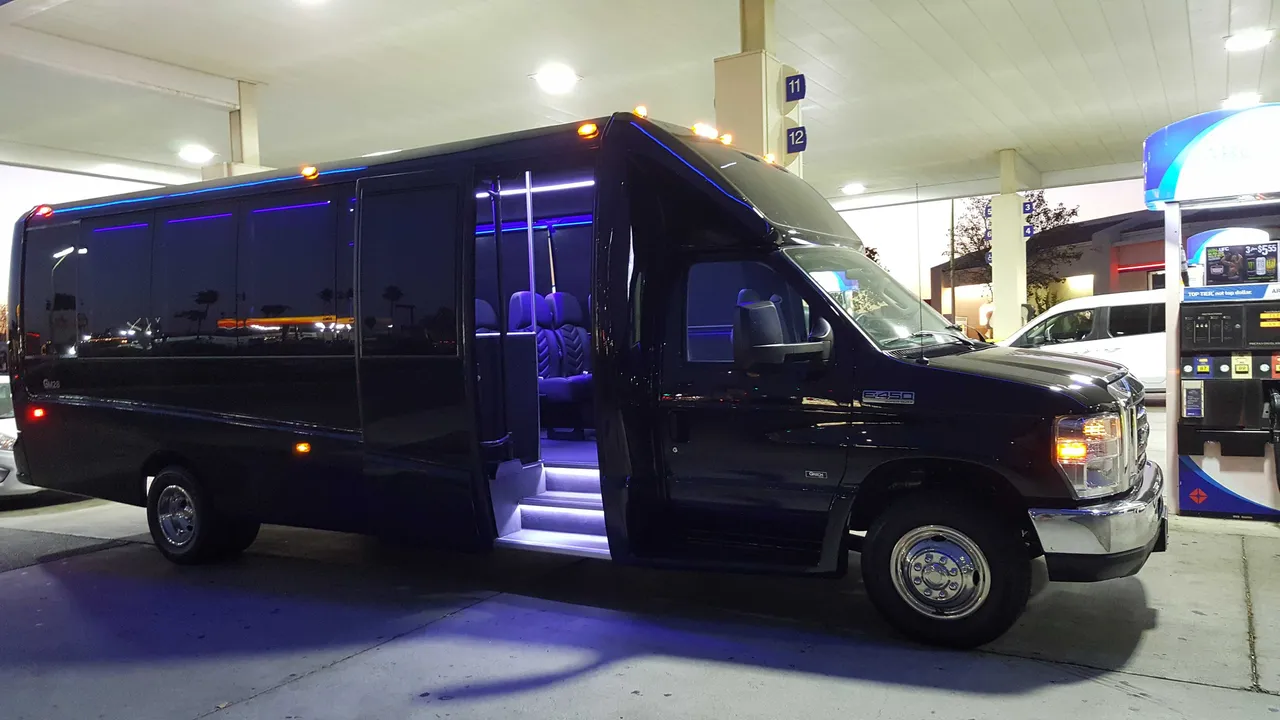 Black Minicoach for minibus rental in Belvedere Tiburon, CA