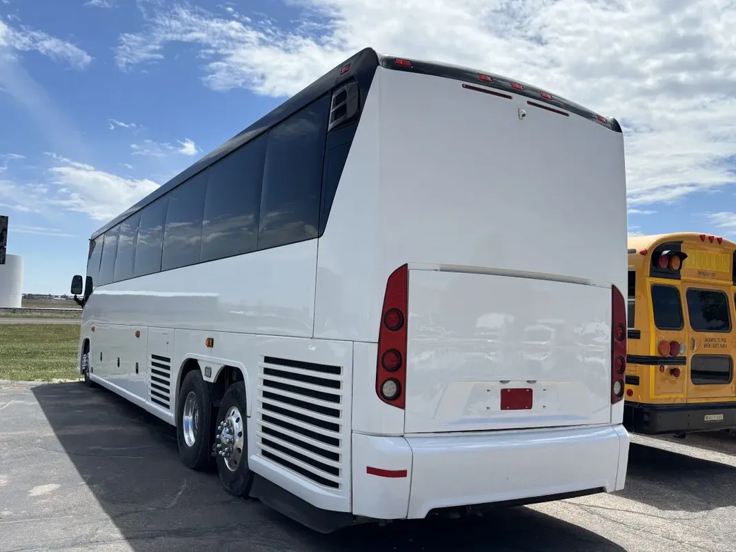 Motor Coach Luxury (Cloth Seats), photo 5 for charter bus rental in Lower Connecticut River Valley Planning Region, CT