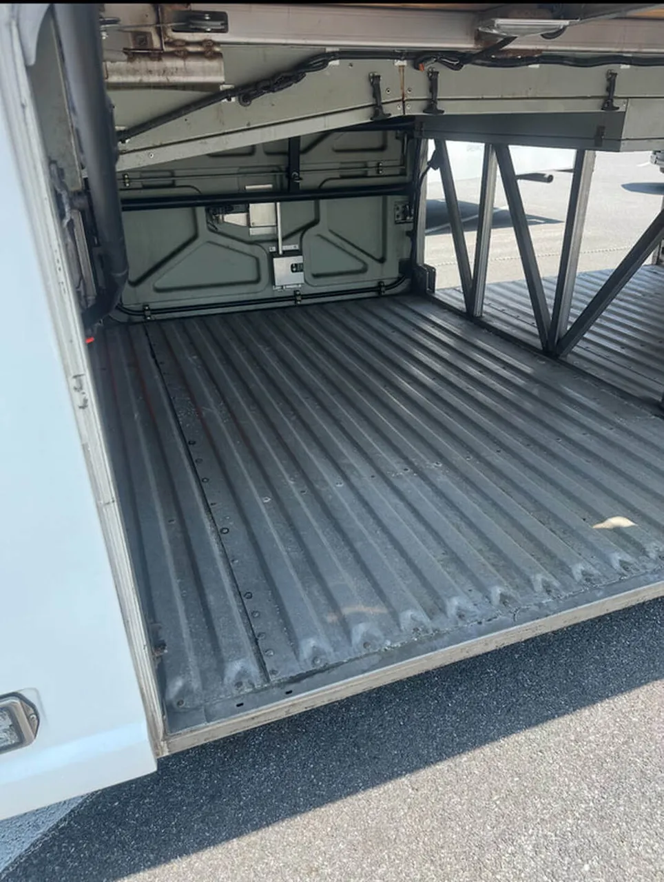 Motor Coach Luxury (Cloth Seats), photo 6 for charter bus rental in Lower Connecticut River Valley Planning Region, CT