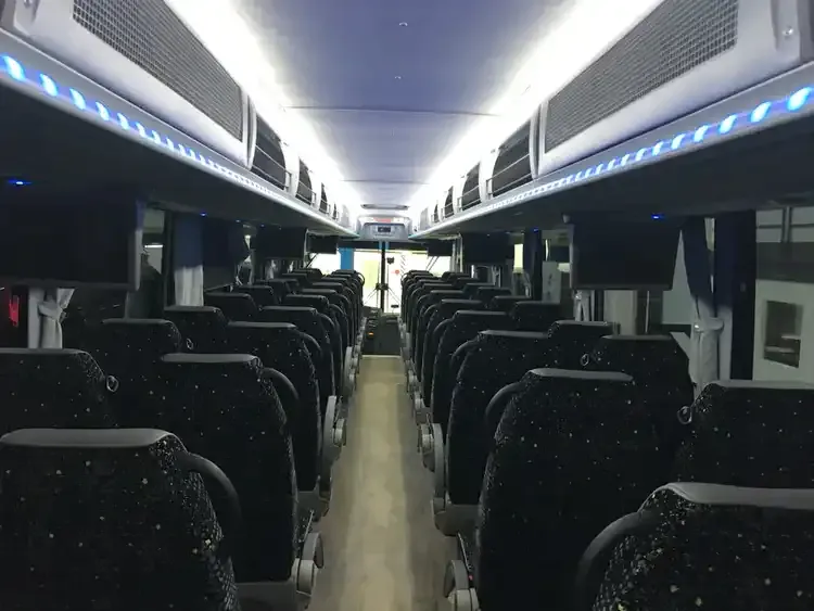 Black Motorcoach, photo 3 for charter bus rental in Aleutians West Census Area, AK