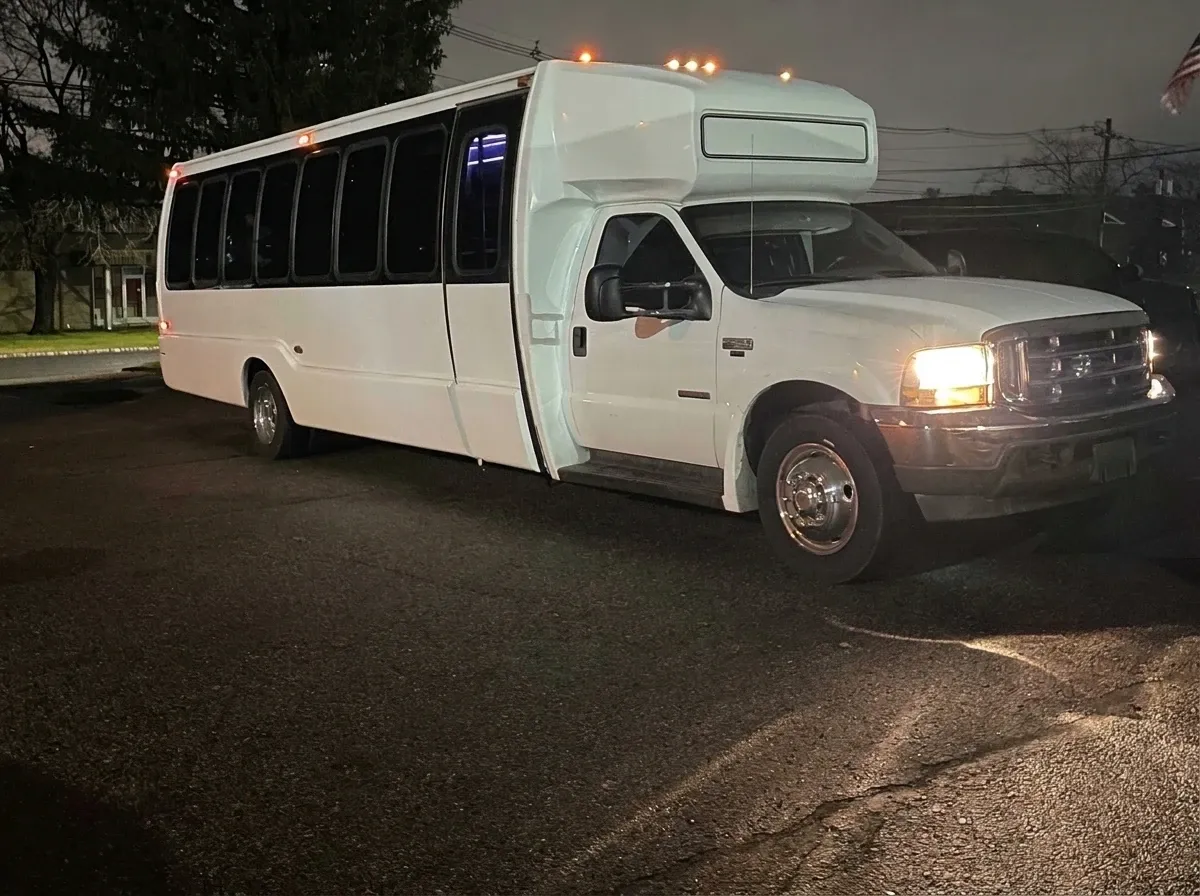 White 30 Passenger Party Bus, photo 2 for party bus rental White 30 Passenger Party Bus, photo 2 for party bus rental