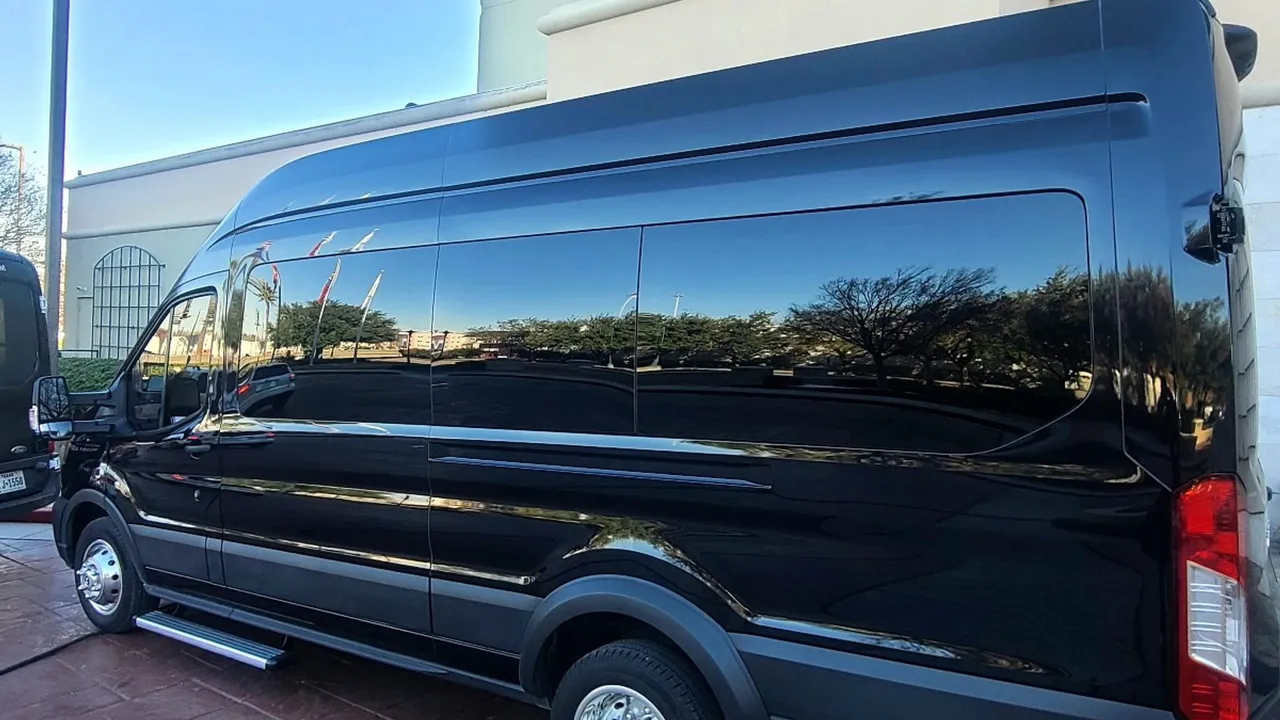Passenger Van for airport transfers in Houston, TX Passenger Van for airport transfers in Houston, TX