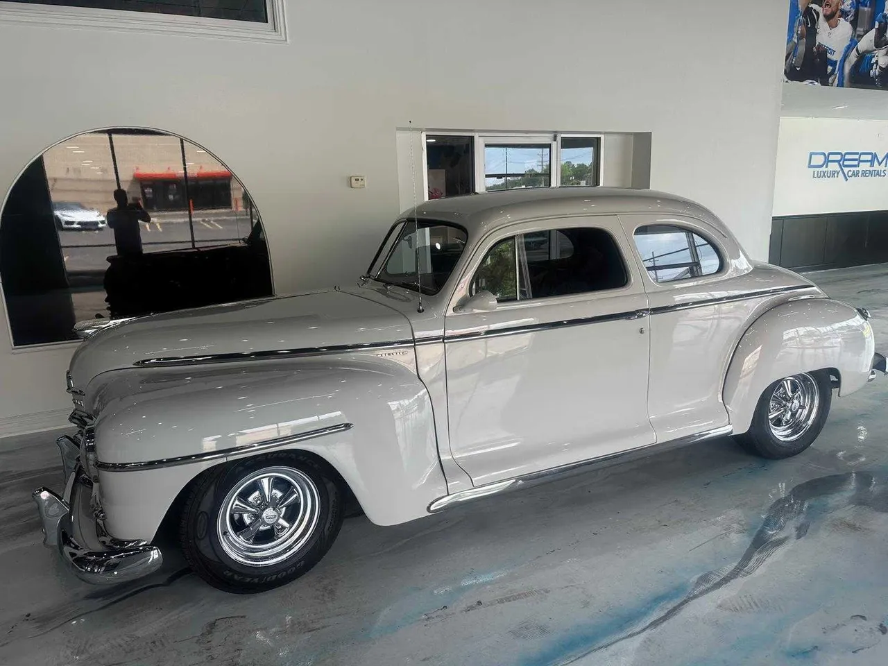 Gray Plymouth Classic exterior, photo 2 for wedding car rental