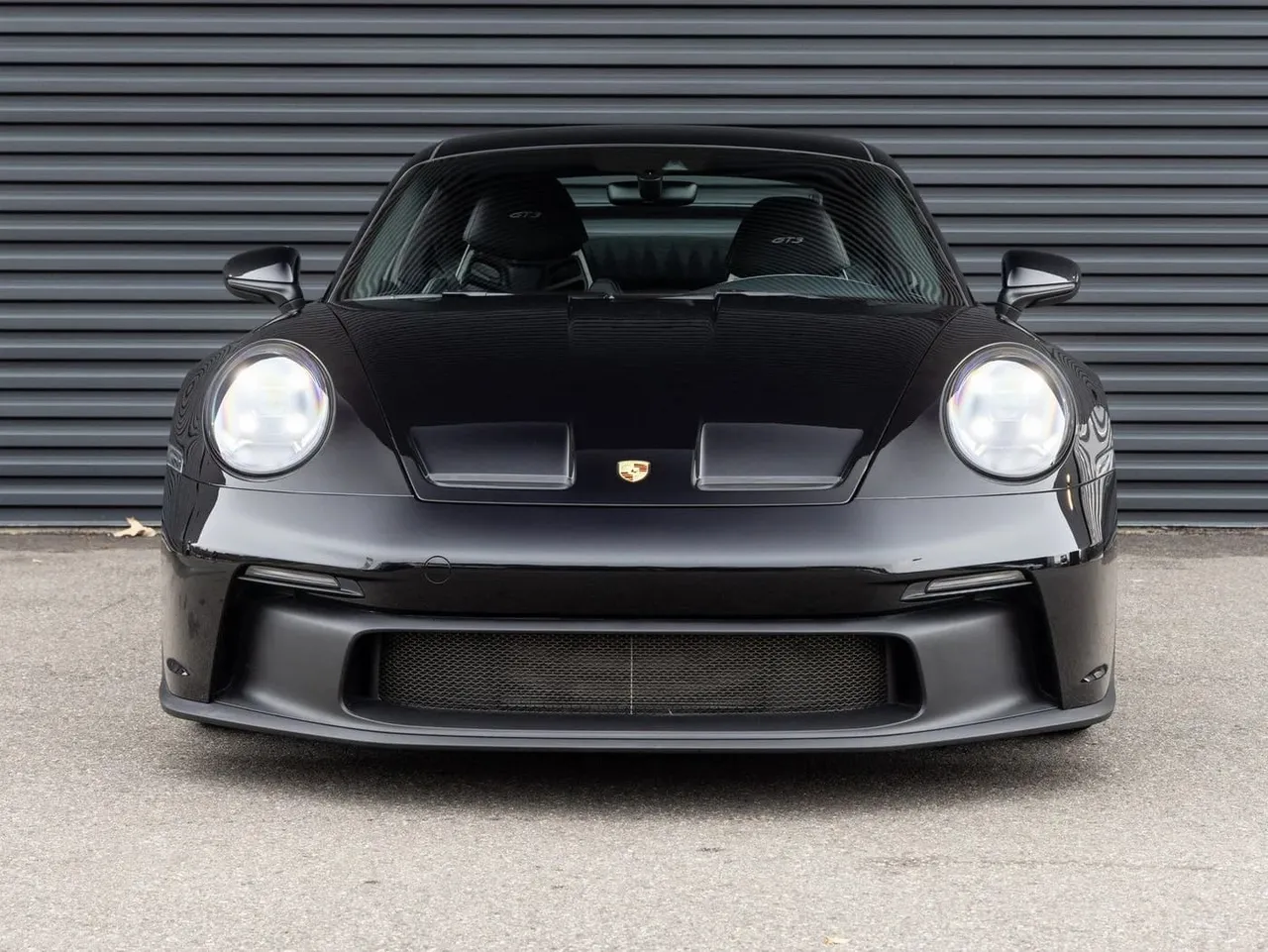 Black Porsche 911 GT3, photo 4 for sports car rental