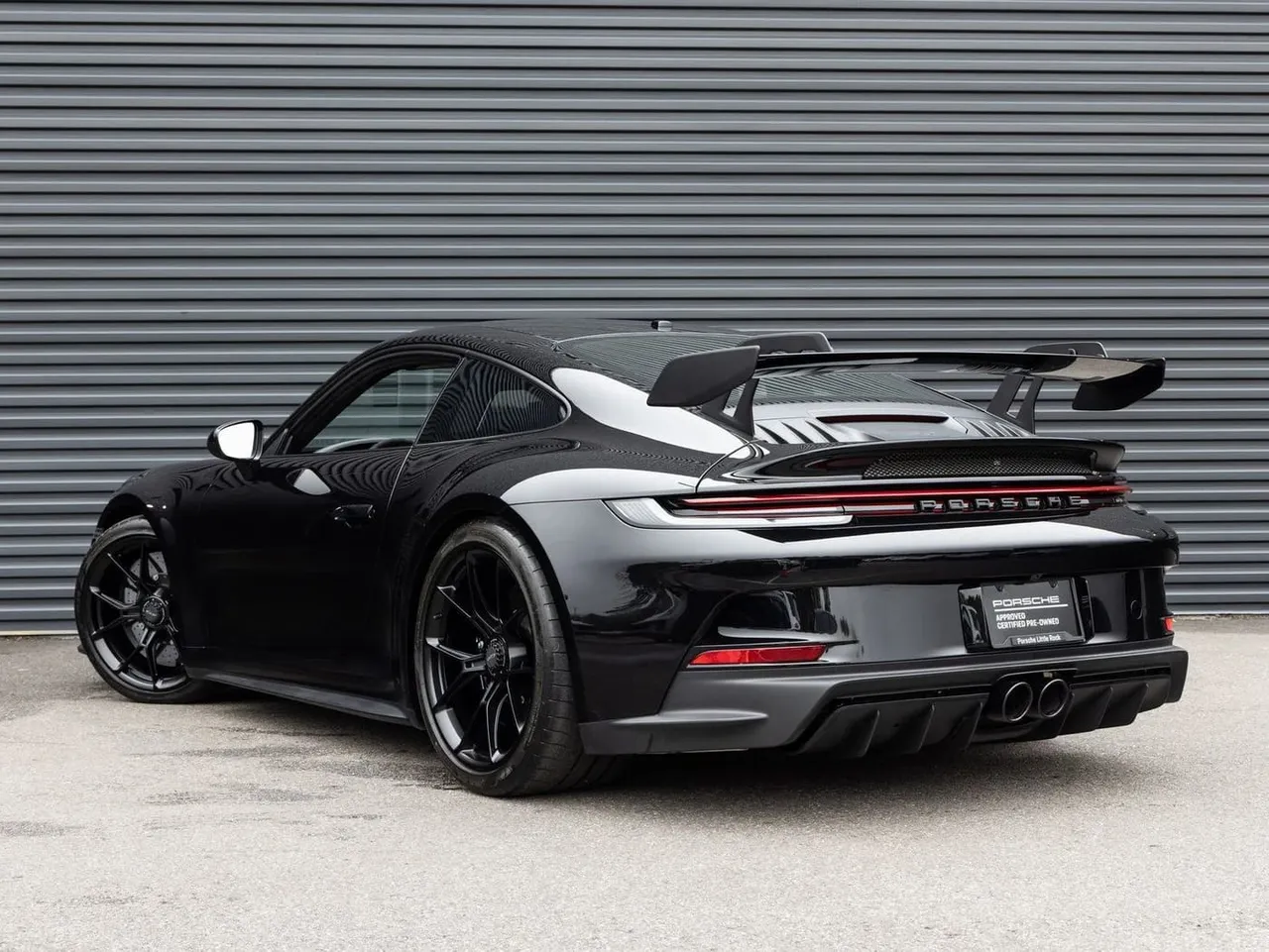 Black Porsche 911 GT3, photo 6 for sports car rental