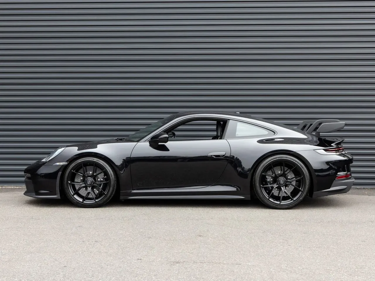Black Porsche 911 GT3, photo 7 for exotic car rental in Houston, TX Black Porsche 911 GT3, photo 7 for exotic car rental in Houston, TX
