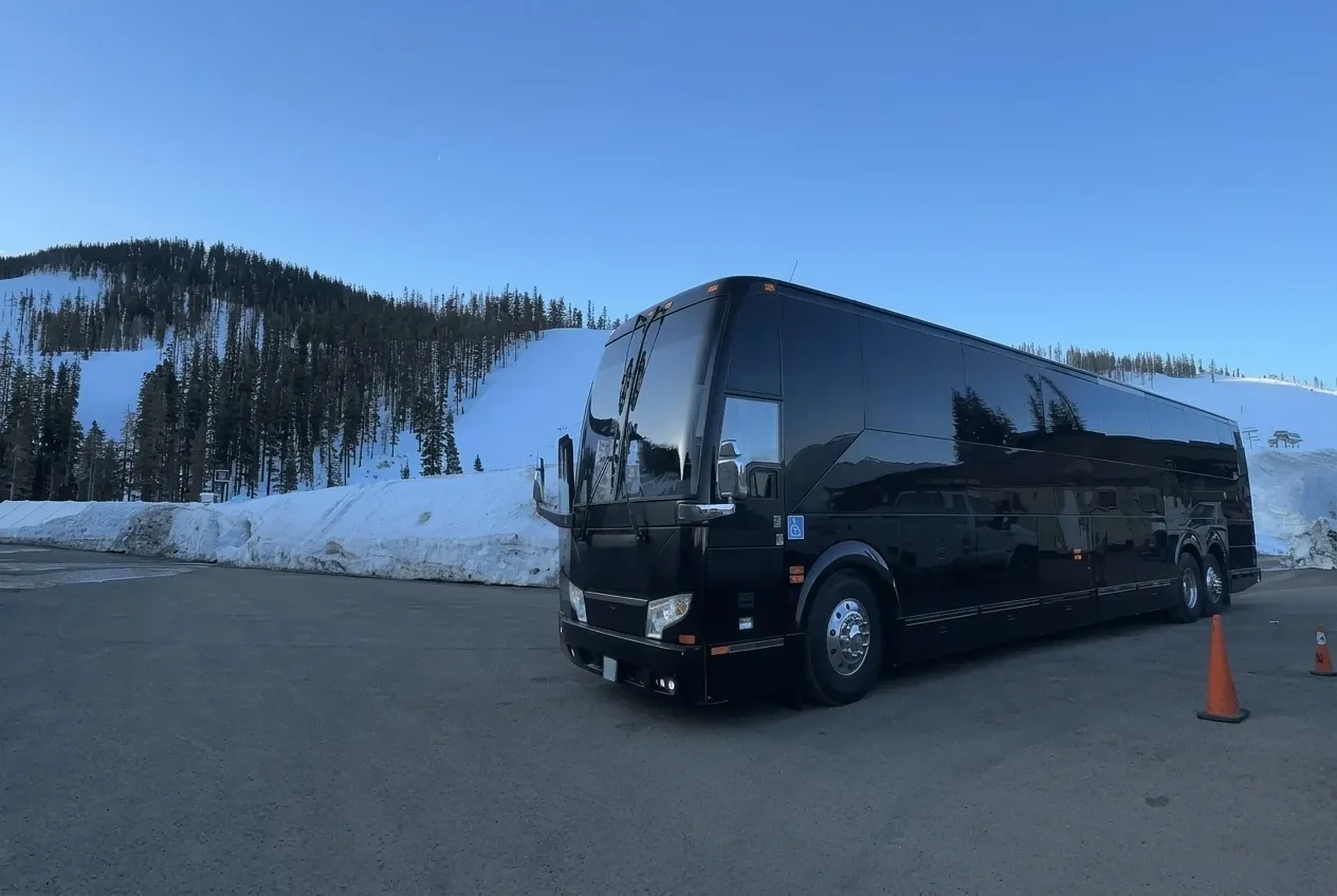 Black Prevost Motorcoach, photo 2 for charter bus rental Black Prevost Motorcoach, photo 2 for charter bus rental
