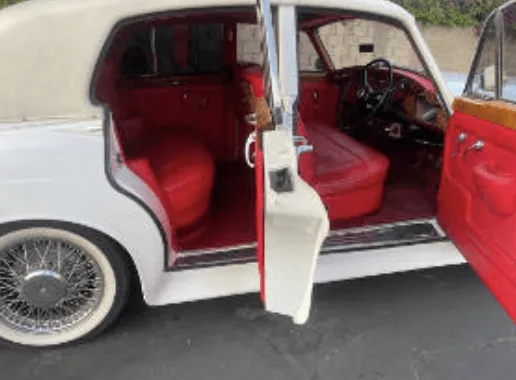 White Rolls Royce Cloud exterior, photo 2 for wedding car rental in Hackberry, AZ