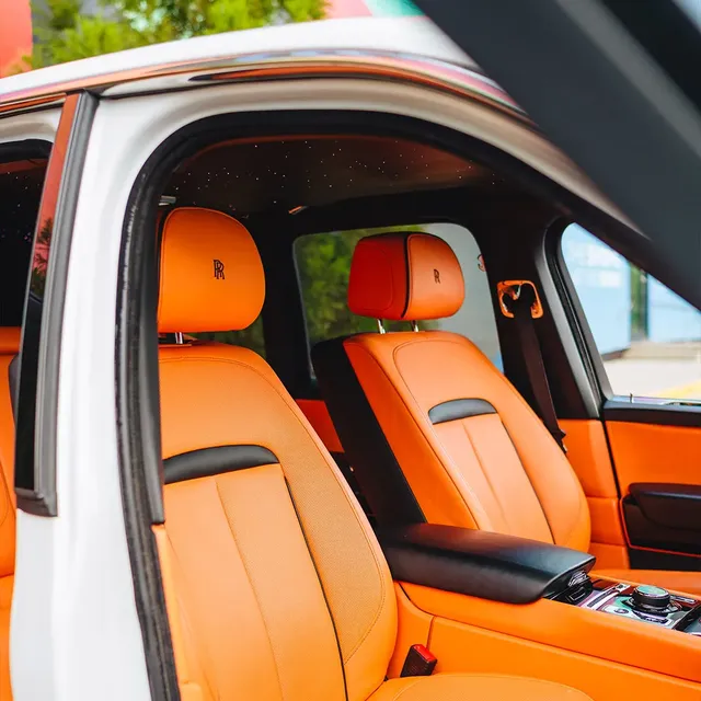 Rolls-Royce Cullinan with All Orange Interior, photo 2 for airport transfers Rolls-Royce Cullinan with All Orange Interior, photo 2 for airport transfers