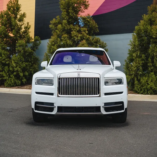 Rolls-Royce Cullinan with All White Interior, photo 2 for airport transfers Rolls-Royce Cullinan with All White Interior, photo 2 for airport transfers