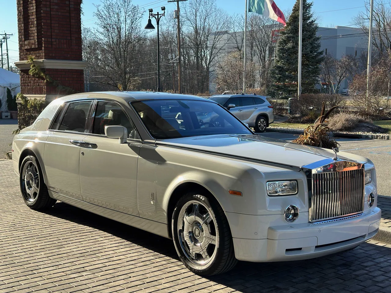 White Rolls Royce Phantom for wedding car rental in Kings Park, NY