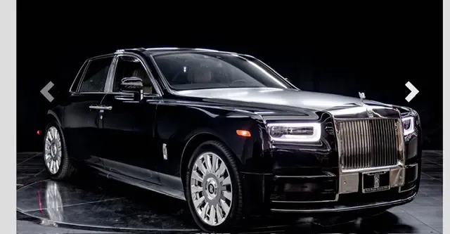 Rolls Royce Phantom exterior, photo 2 for wedding car rental in Sells, AZ