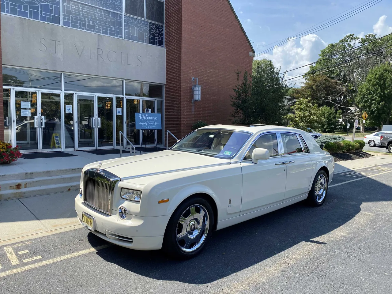 White Rolls Royce Phantom for wedding car rental in Pattersonville, NY