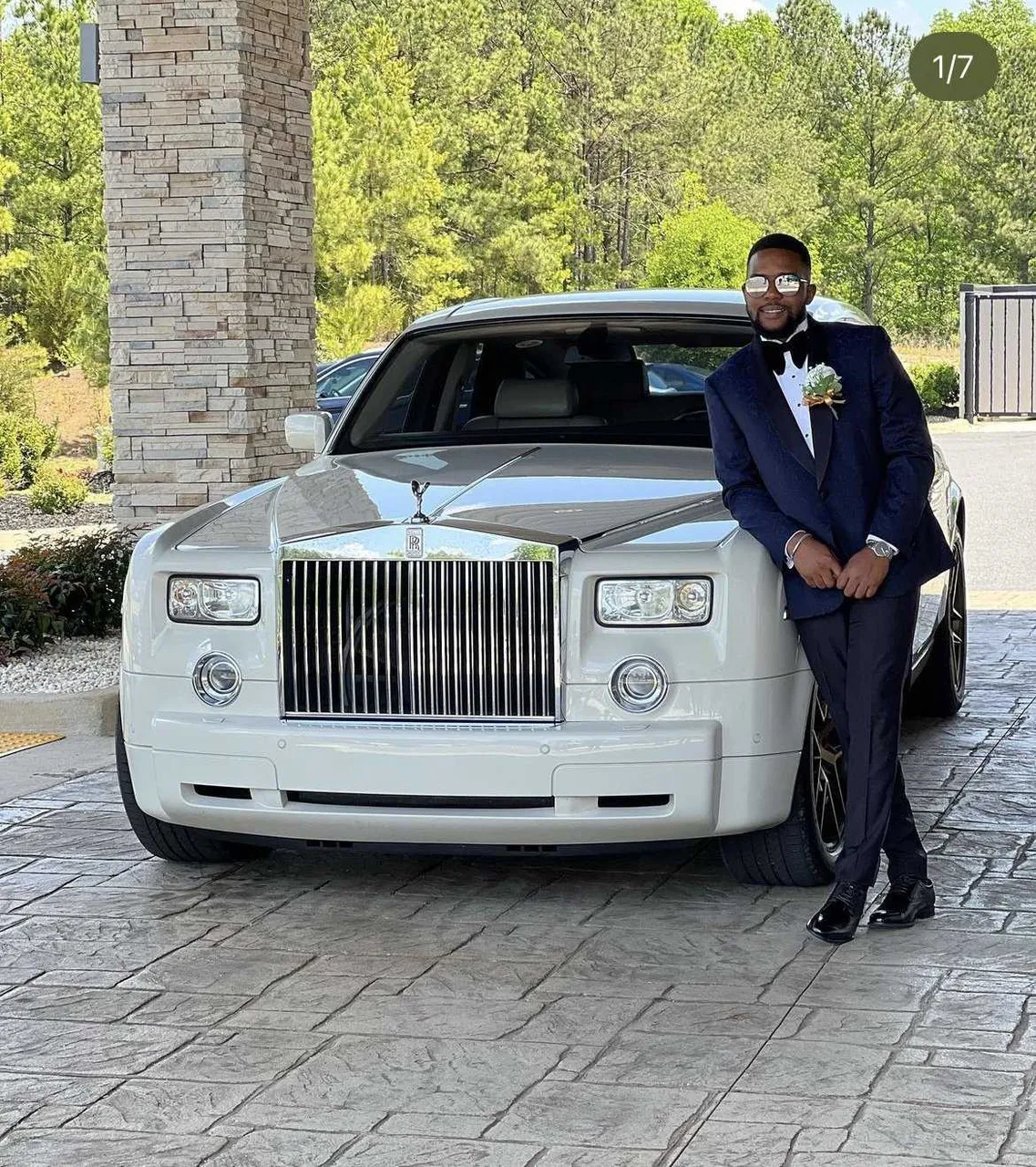White Rolls Royce Phantom exterior, photo 4 for wedding car rental in Box Springs, GA
