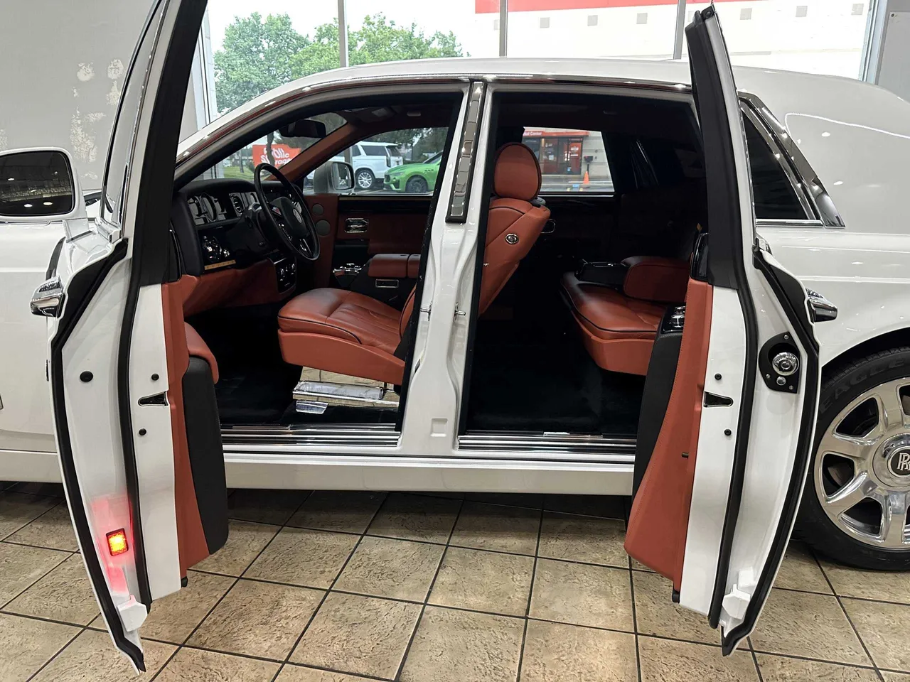 White Rolls Royce Phantom exterior, photo 3 for wedding car rental in Holloway, MN