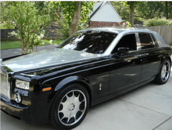 Rolls Royce Phantom Black for wedding car rental in Haleyville, AL