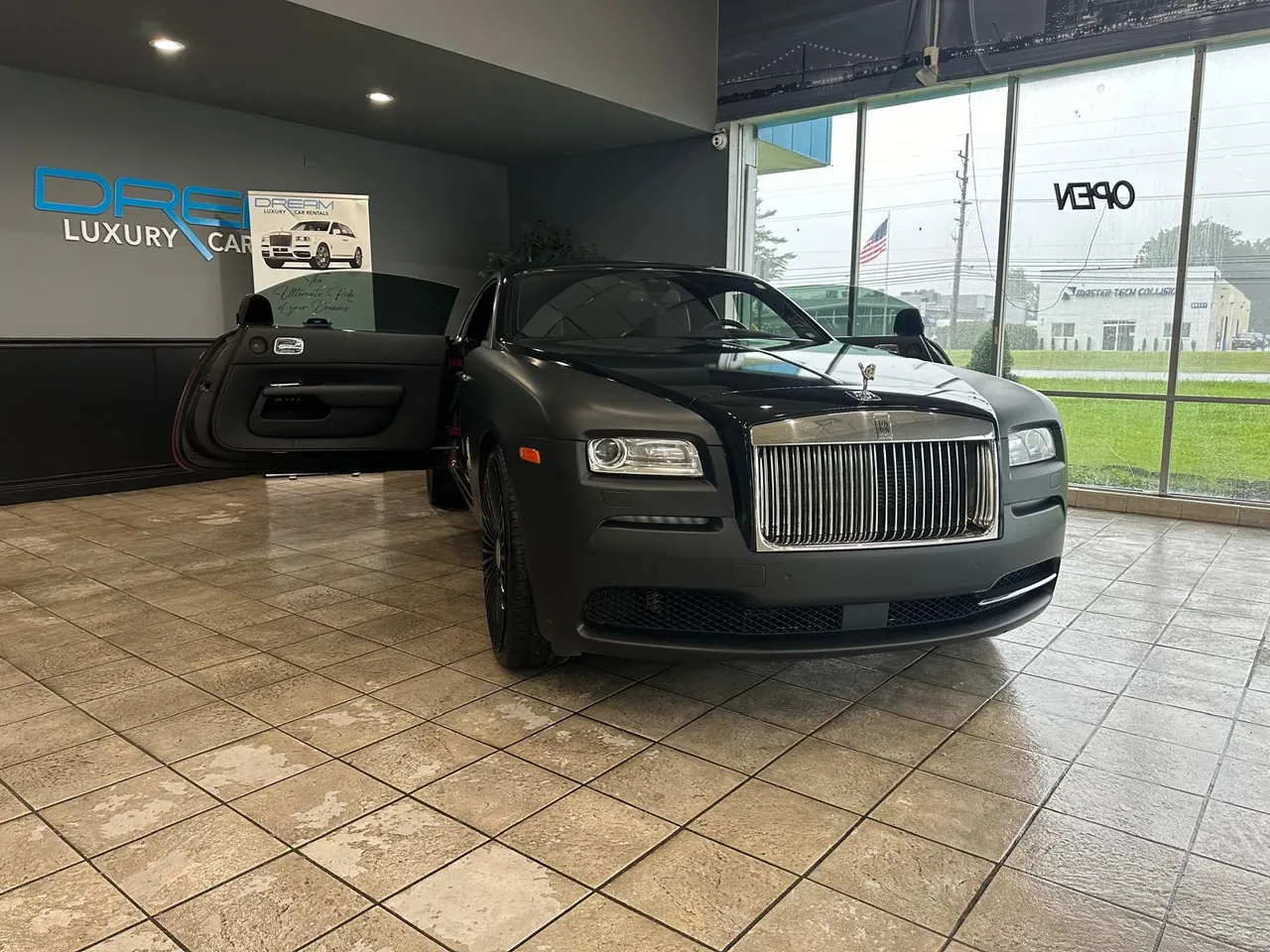 Rolls Royce Wraith for sports car rental in Winslow, NE