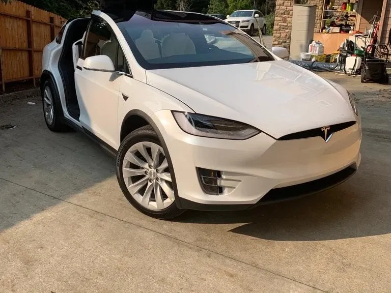 Tesla Model X for airport transfers Tesla Model X for airport transfers
